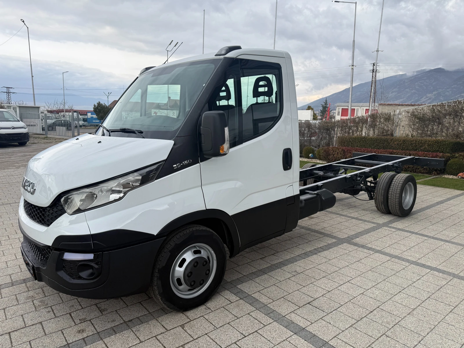 Iveco Daily 35-150 3.0HPI до 3.5т. - На шаси Клима Euro 5b, снимка 4 - Бусове и автобуси - 53899251
