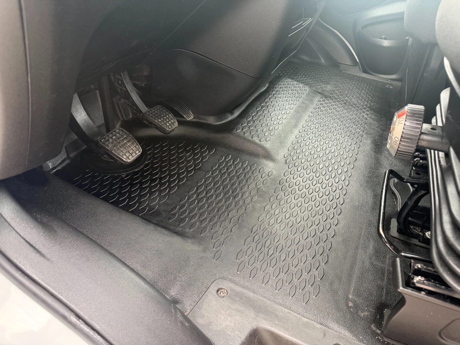 Iveco Daily 35-150 3.0HPI до 3.5т. - На шаси Клима Euro 5b, снимка 14 - Бусове и автобуси - 53899251