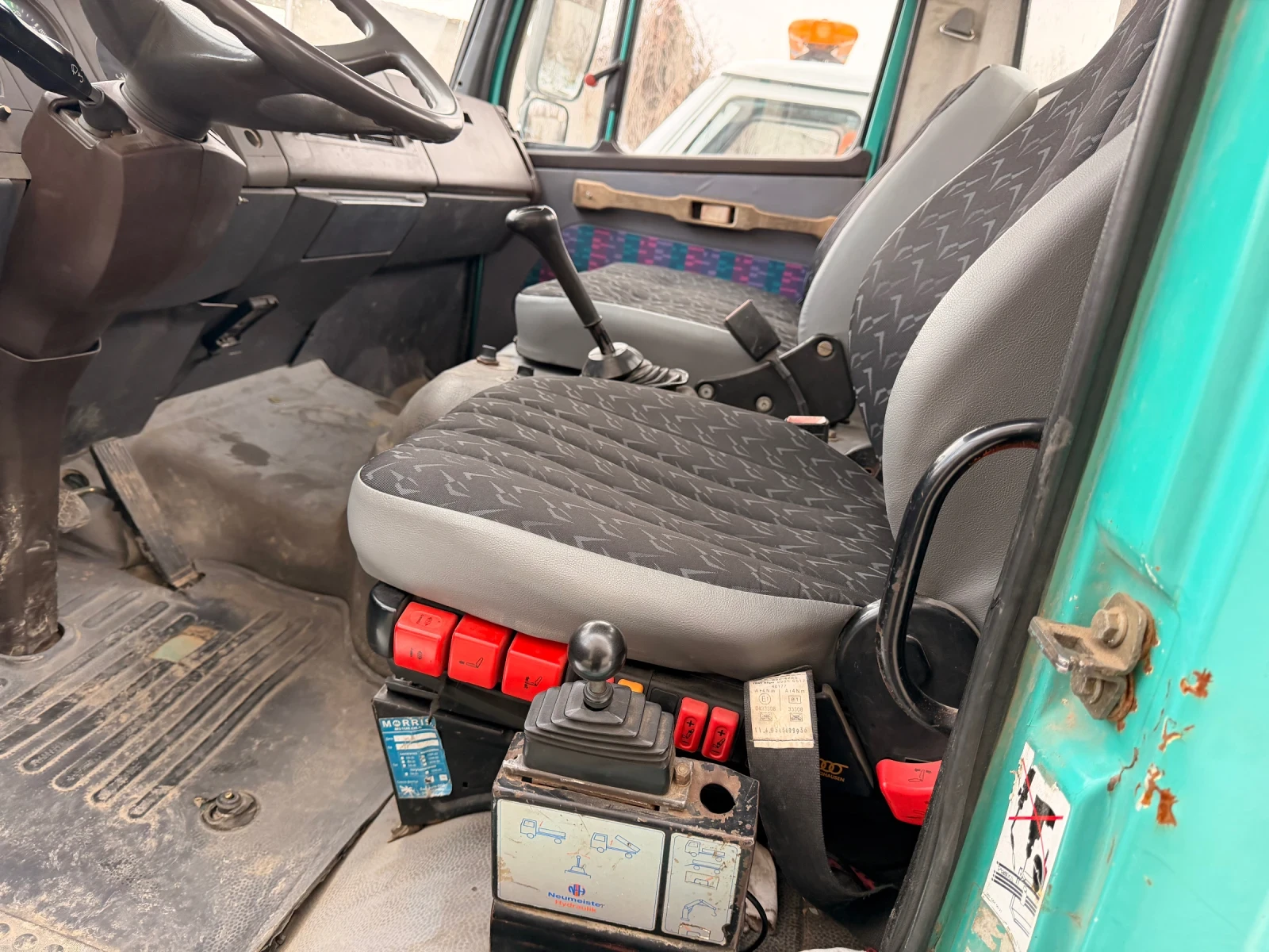 Mercedes-Benz 814  - изображение 6