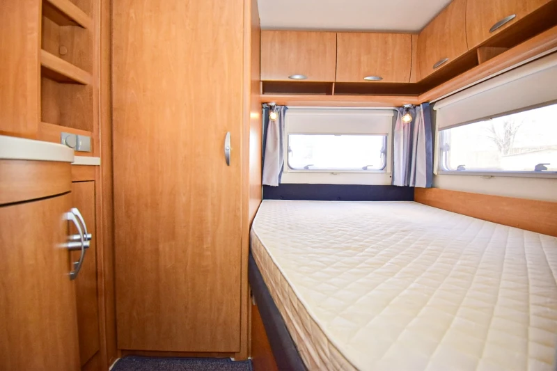 Каравана Knaus Eifelland Holiday 495/ mover/ tent, снимка 6 - Каравани и кемпери - 48854143