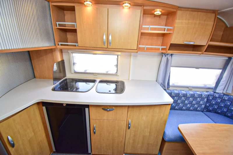 Каравана Knaus Eifelland Holiday 495/ mover/ tent, снимка 10 - Каравани и кемпери - 48854143