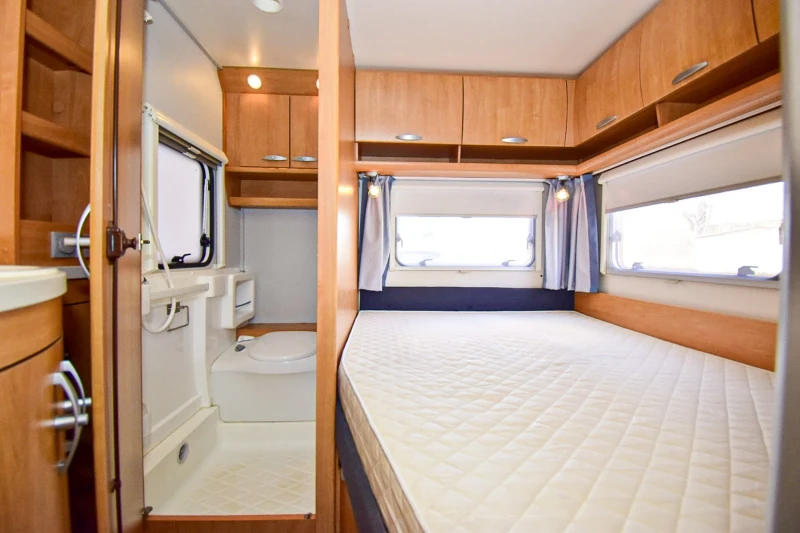 Каравана Knaus Eifelland Holiday 495/ mover/ tent, снимка 7 - Каравани и кемпери - 48854143