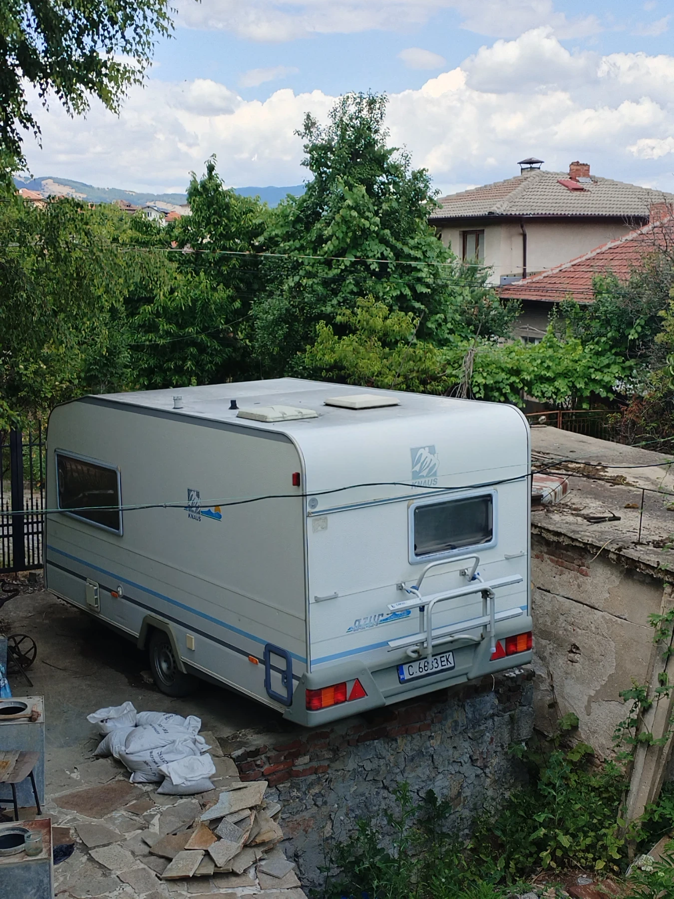 Каравана Knaus 4008, снимка 1