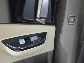 Kia Carnival 2.2 Automatic, снимка 17