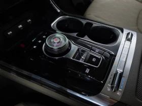 Kia Carnival 2.2 Automatic, снимка 9