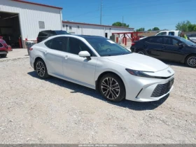 ������ Toyota Camry