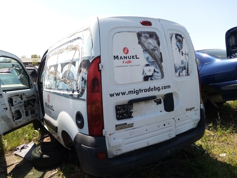 Renault Kangoo, снимка 10 - Автомобили и джипове - 40547538