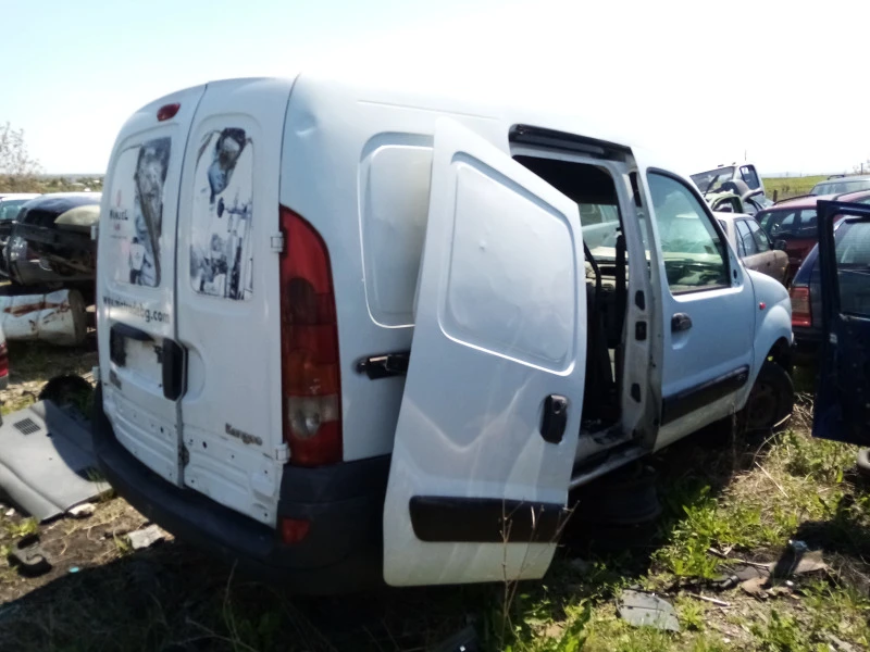 Renault Kangoo, снимка 11 - Автомобили и джипове - 40547538