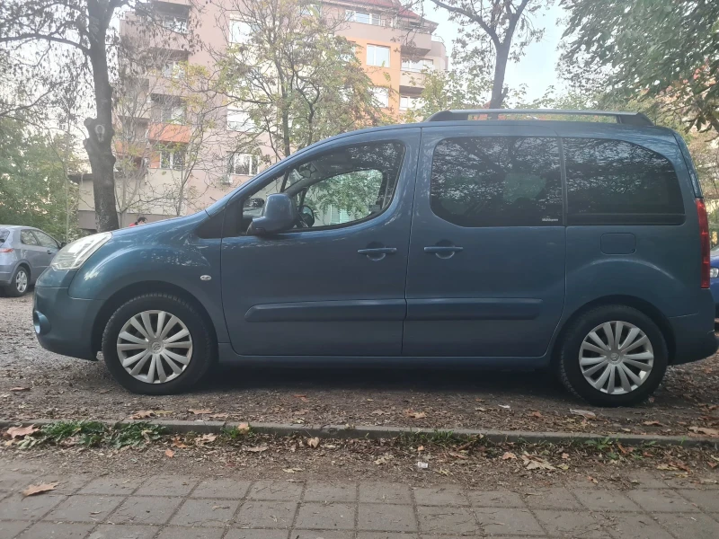 Citroen Berlingo 1.6 HDI Multispace NAVI Panorama, снимка 7 - Автомобили и джипове - 47667831