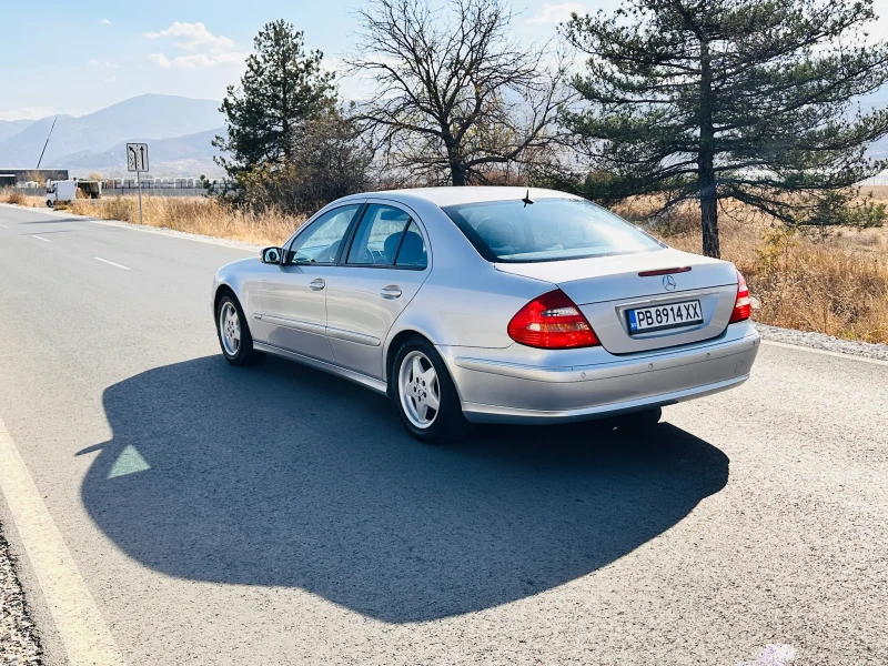 Mercedes-Benz E 320, снимка 6 - Автомобили и джипове - 47801103