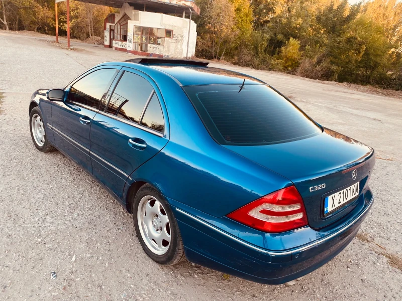 Mercedes-Benz C 320, снимка 2 - Автомобили и джипове - 47803064