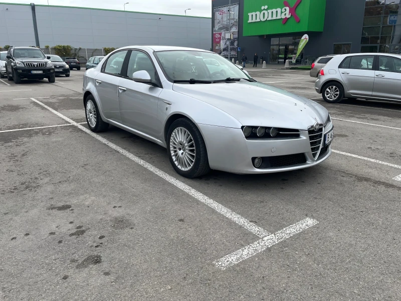 Alfa Romeo 159, снимка 1 - Автомобили и джипове - 48371947