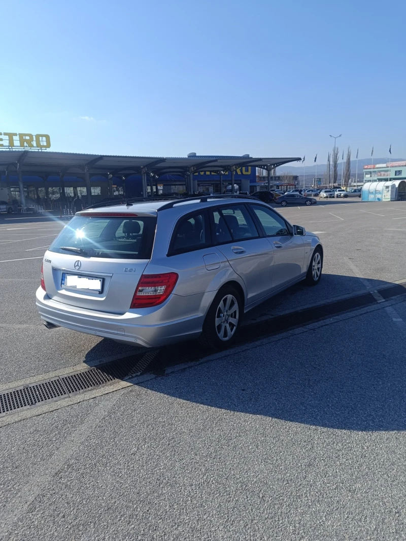 Mercedes-Benz C 220 2.2, снимка 8 - Автомобили и джипове - 49224430