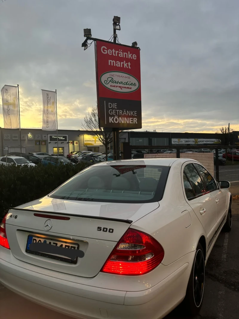 Mercedes-Benz E 240, снимка 5 - Автомобили и джипове - 51694285