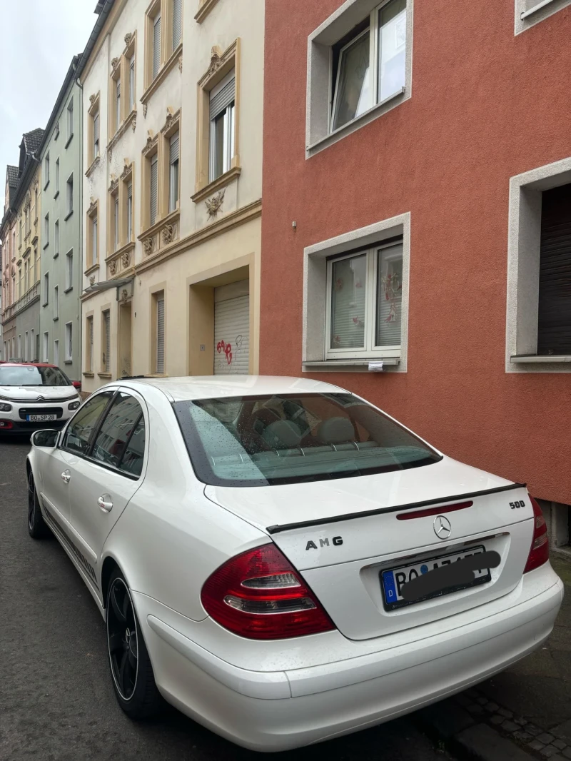 Mercedes-Benz E 240, снимка 4 - Автомобили и джипове - 51694285