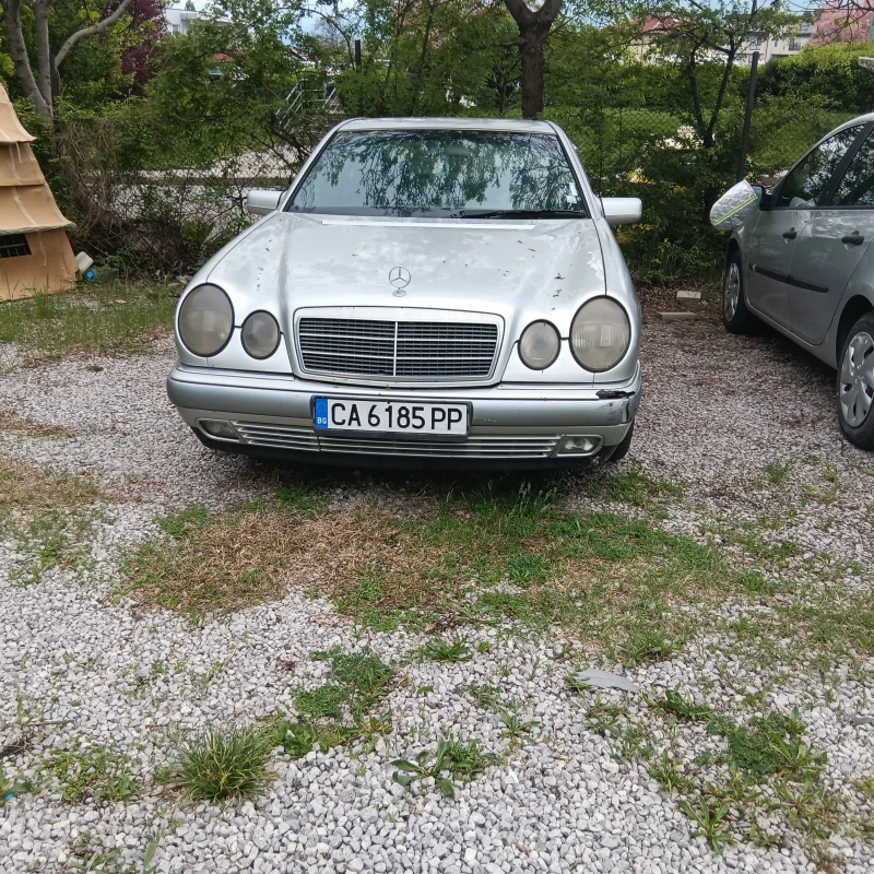 Mercedes-Benz E 300