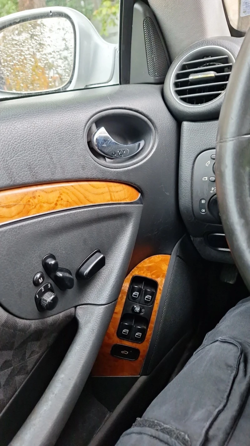 Mercedes-Benz CLK, снимка 7 - Автомобили и джипове - 52339614