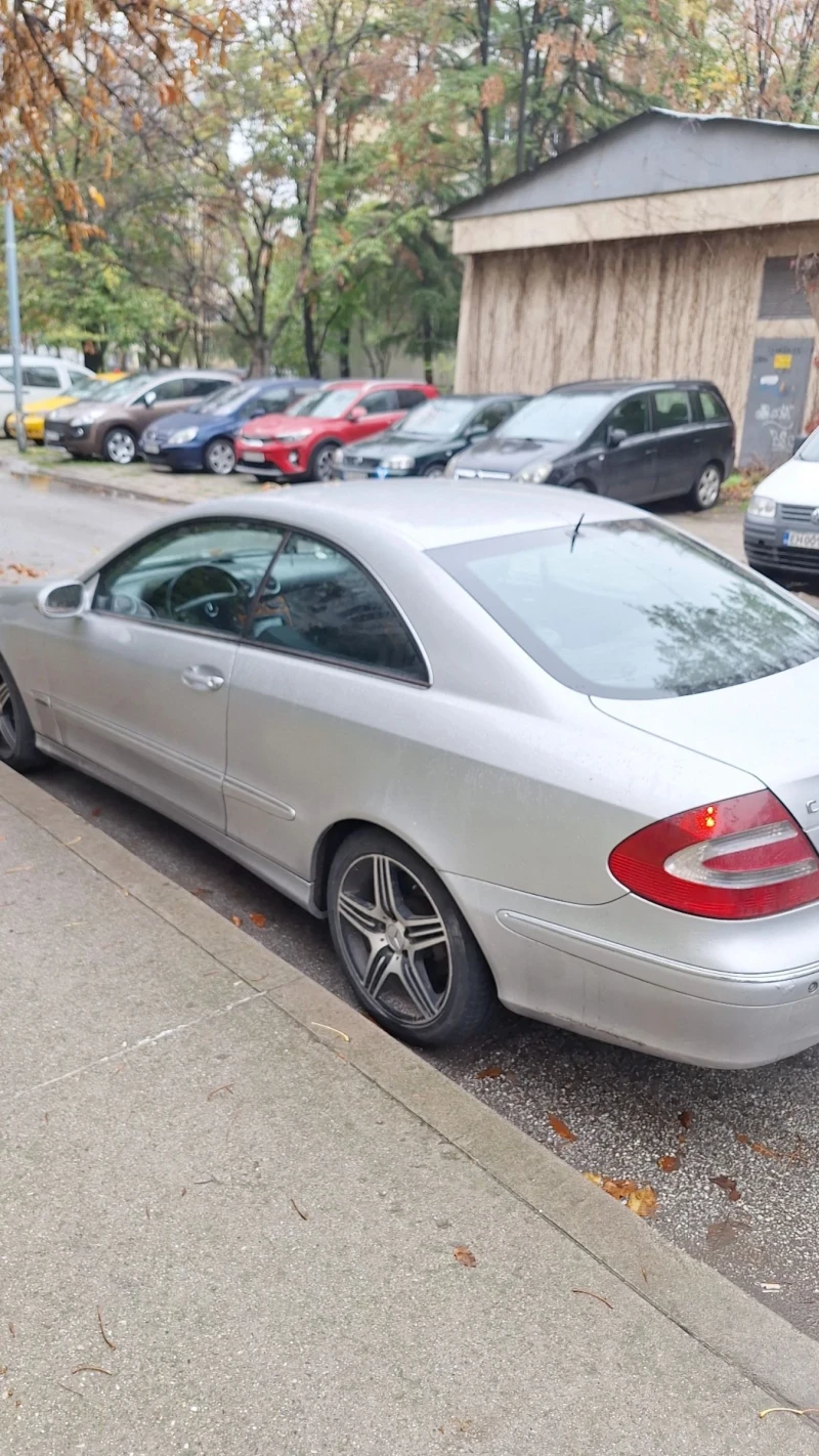 Mercedes-Benz CLK, снимка 4 - Автомобили и джипове - 52339614