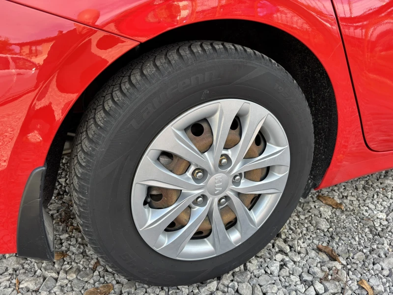 Kia Ceed 1.4 100 hp, снимка 14 - Автомобили и джипове - 52406139