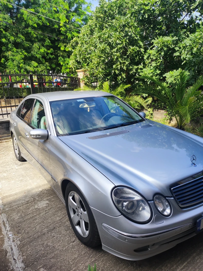 Mercedes-Benz E 280 Avangard, снимка 5 - Автомобили и джипове - 52640525
