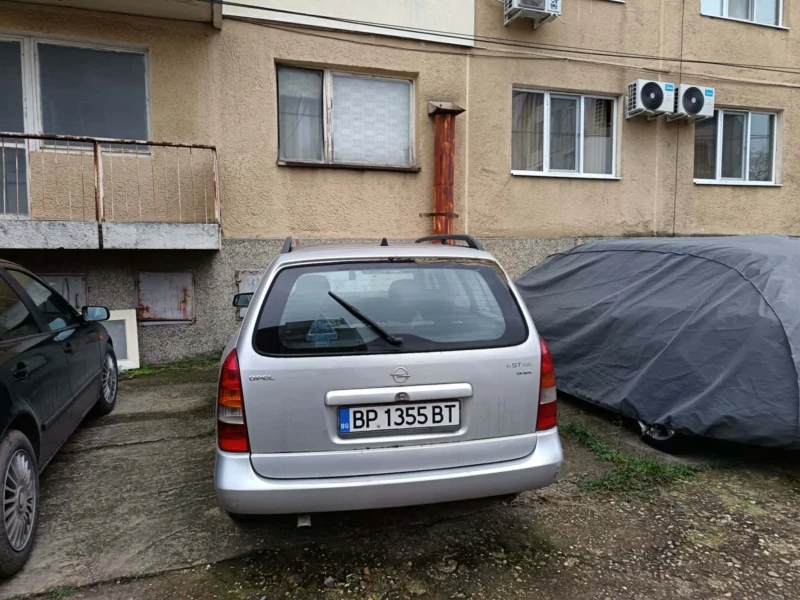 Opel Astra, снимка 5 - Автомобили и джипове - 52893909