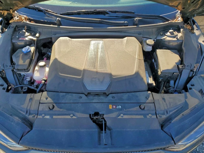 Kia EV6 Light, снимка 11 - Автомобили и джипове - 53577509