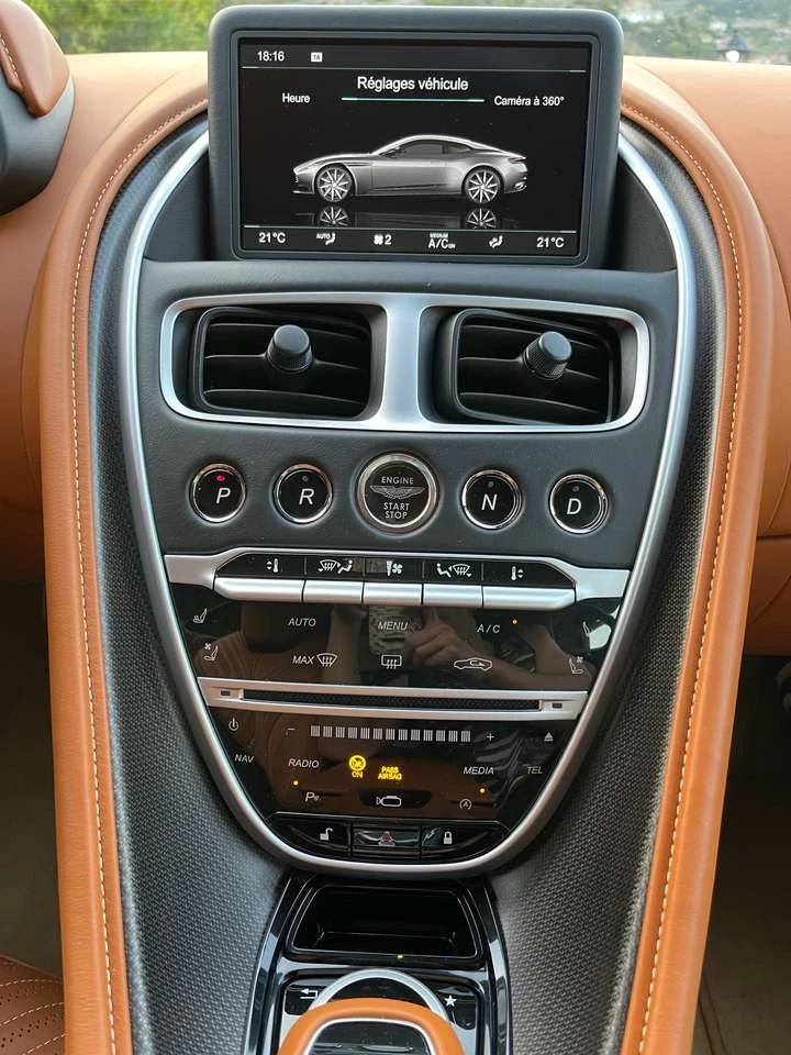 Aston Martin db11 5.2l v12 biturbo Full options | Mobile.bg � ����������� 8