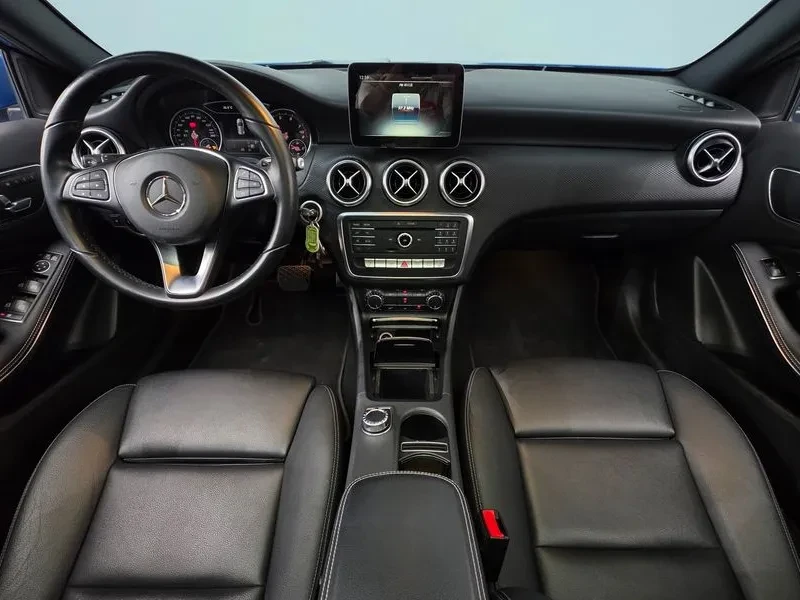 Mercedes-Benz A 200 W176, снимка 7 - Автомобили и джипове - 55703409