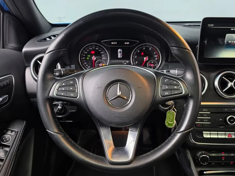 Mercedes-Benz A 200 W176, снимка 12 - Автомобили и джипове - 55703409