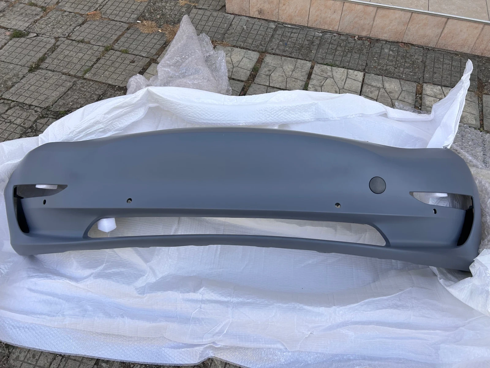 Tesla Model 3 Предна броня , снимка 1