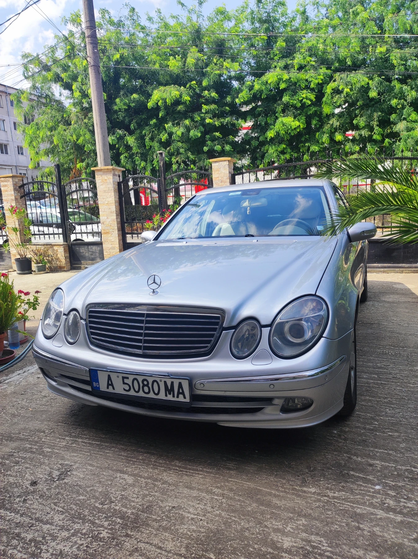 Mercedes-Benz E 280 Avangard, снимка 1