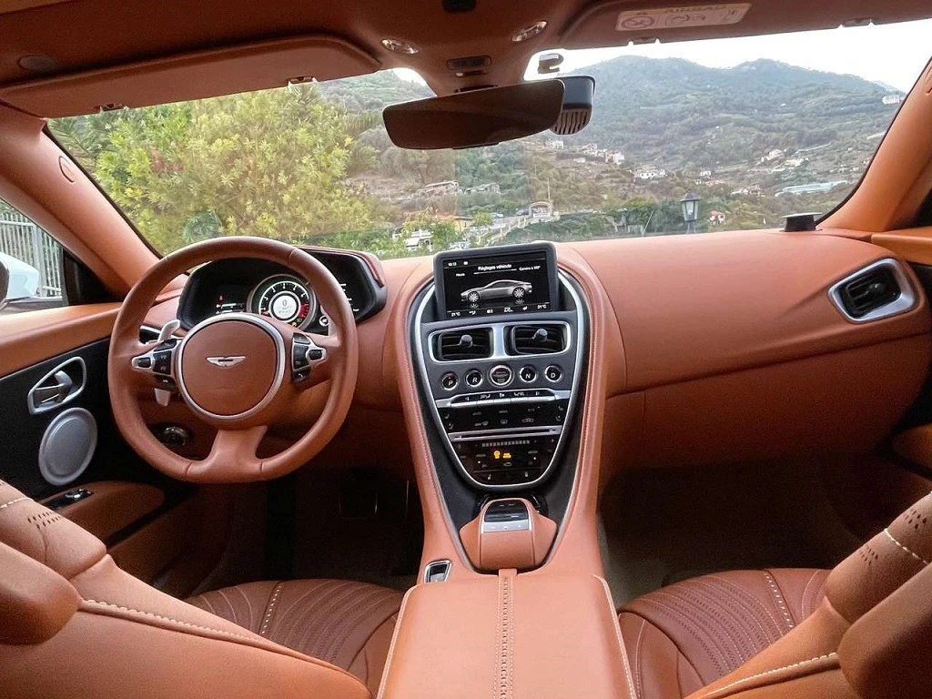 Aston Martin db11 5.2l v12 biturbo Full options | Mobile.bg � ����������� 6
