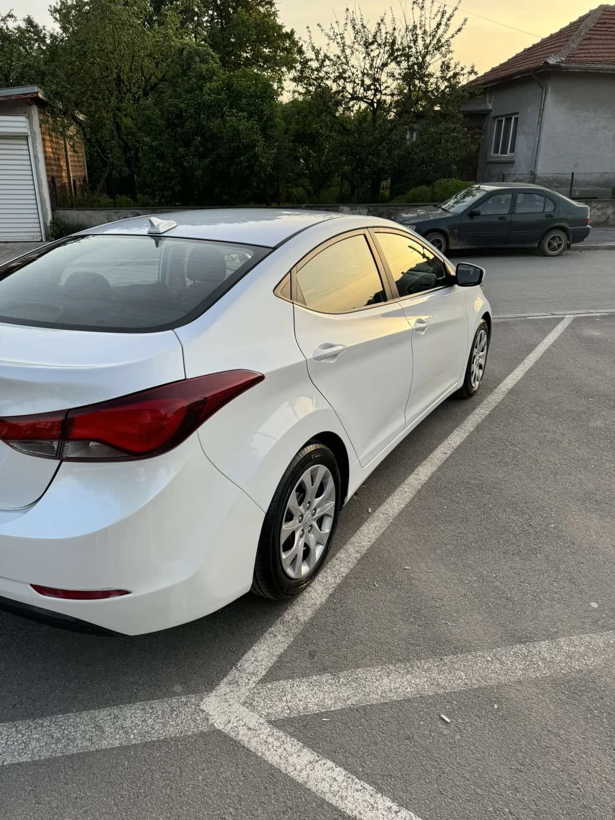 Hyundai Elantra  - изображение 5