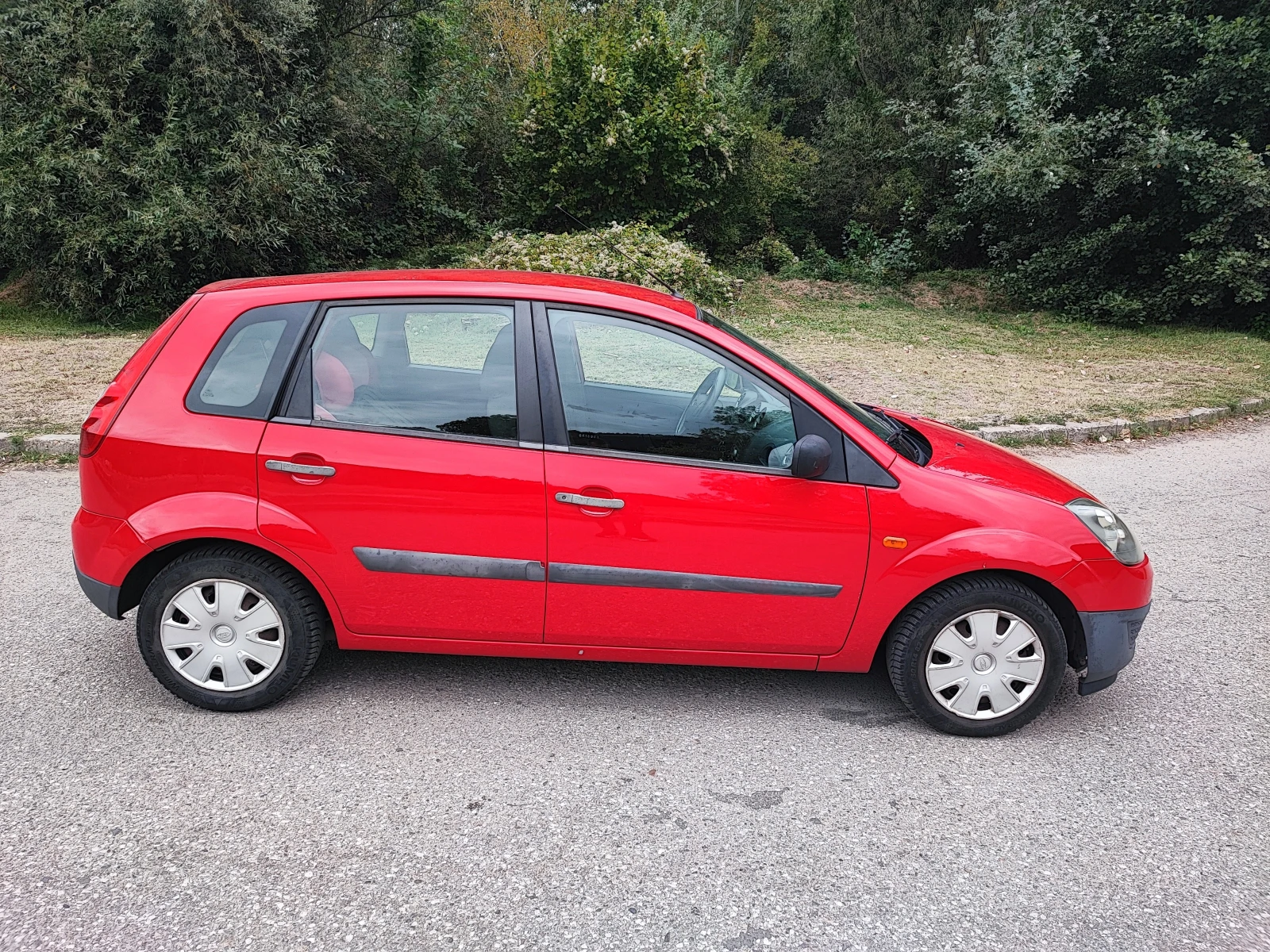 Ford Fiesta  - изображение 7
