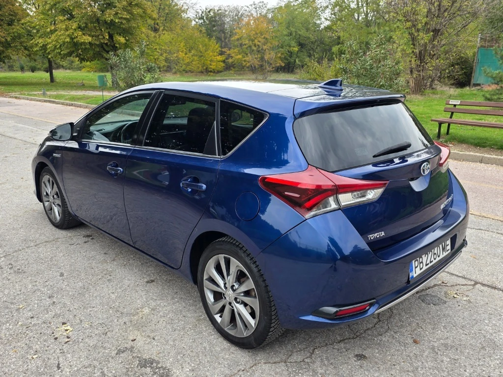 Toyota Auris  - изображение 6
