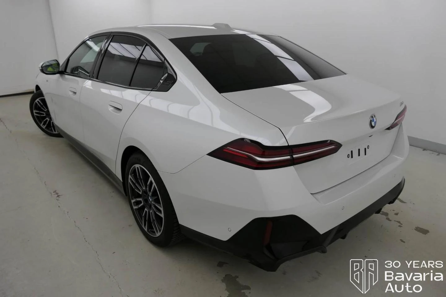 BMW 520 i M Sport Paket Steptronic | Mobile.bg   2