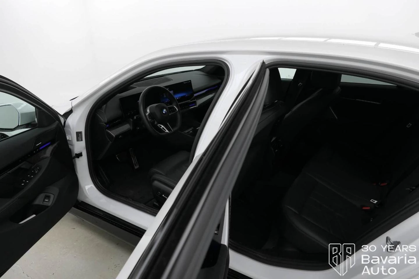 BMW 520 i M Sport Paket Steptronic | Mobile.bg   5