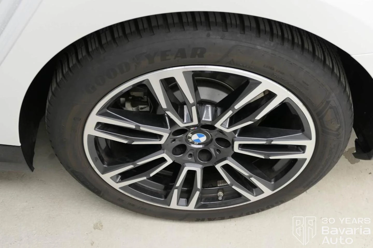 BMW 520 i M Sport Paket Steptronic | Mobile.bg   12