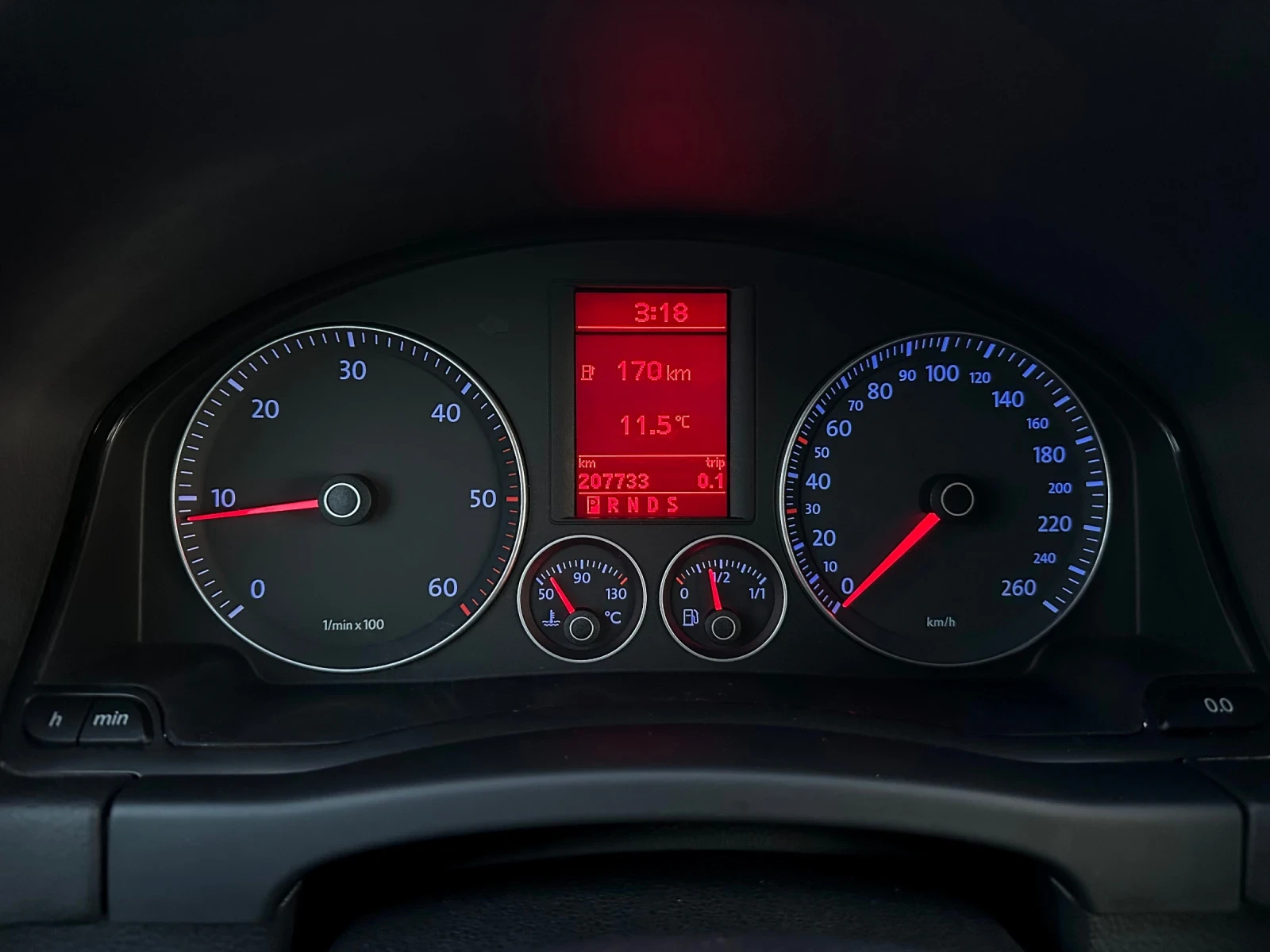 VW Golf Plus Автоматик, снимка 17 - Автомобили и джипове - 53857825