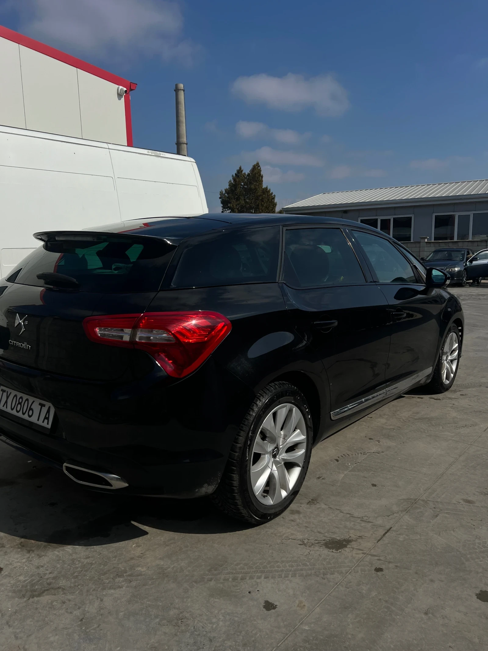 Citroen DS5, снимка 4 - Автомобили и джипове - 53865877