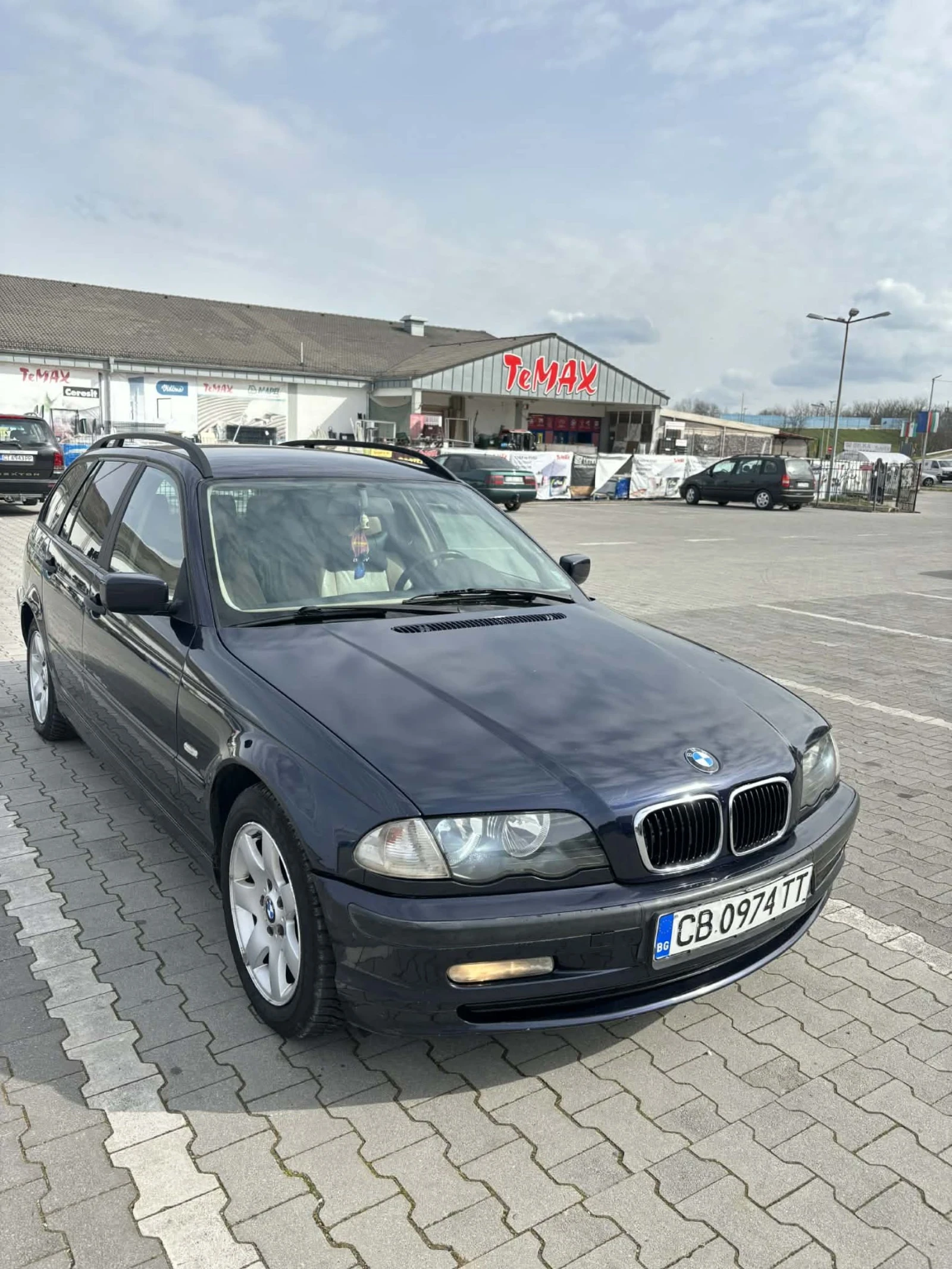 BMW 318 318i Газ-Бензин , снимка 3 - Автомобили и джипове - 53901911
