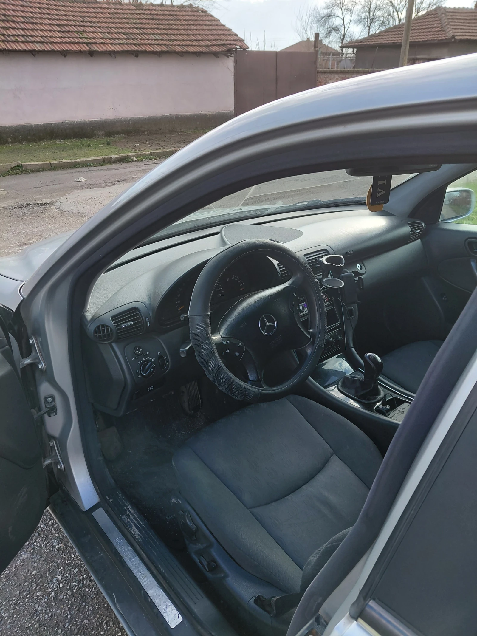 Mercedes-Benz 220 2.2 | Mobile.bg � ����������� 3