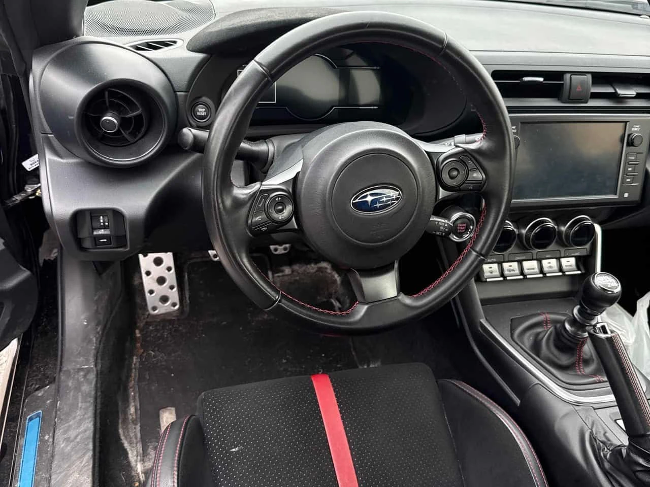 Subaru BRZ | Sport tech | ������� | ��� ����� | CARFAX |  | Mobile.bg � ����������� 5