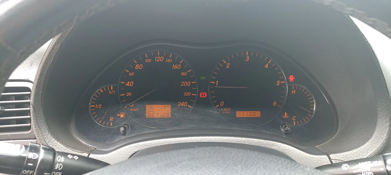 Toyota Avensis, снимка 9 - Автомобили и джипове - 54583504