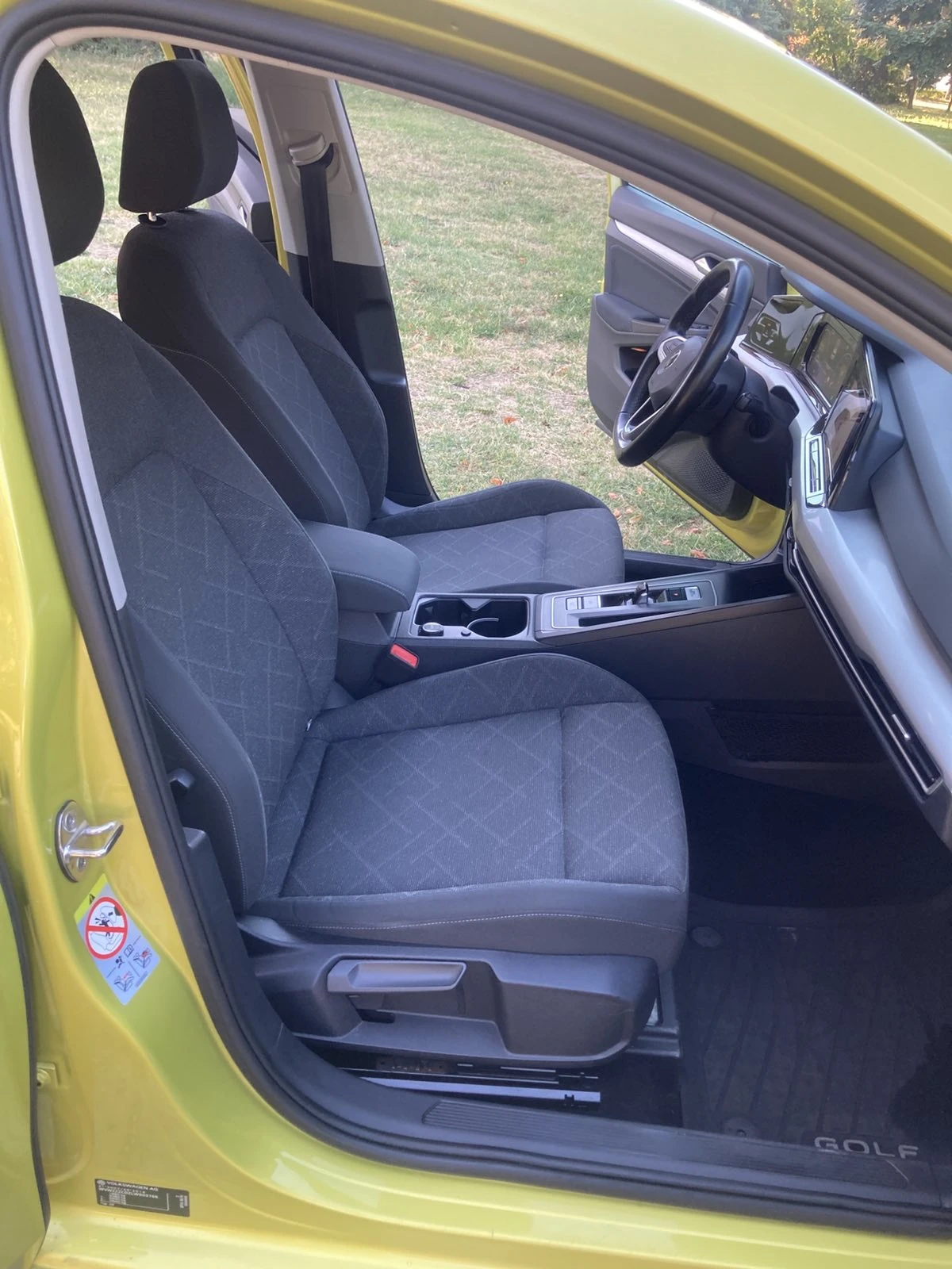 VW Golf 1.5TSI Автоматик , снимка 10 - Автомобили и джипове - 56207685