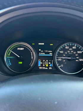 Mitsubishi Outlander 2.0 Plug-in Hybrid , снимка 8