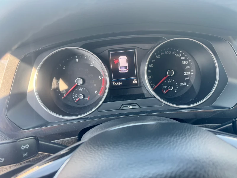 VW Tiguan Allspace, снимка 14 - Автомобили и джипове - 50565736