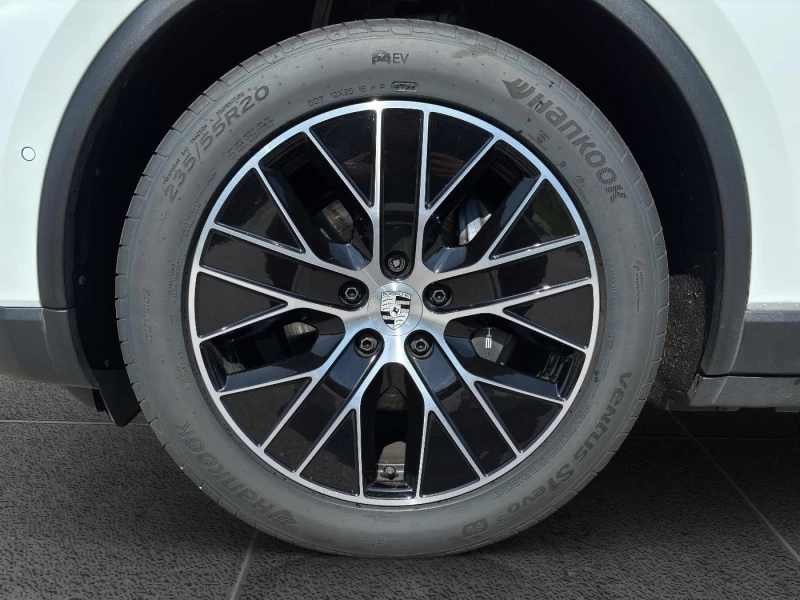 Porsche Macan ELECTRIC/LIFT/PANO/BOSE/360/MATRIX/, снимка 7 - Автомобили и джипове - 52221562