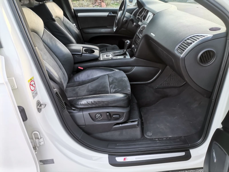 Audi Q7 S-line* Панорама* Камера* Дисктроник, снимка 14 - Автомобили и джипове - 52339294