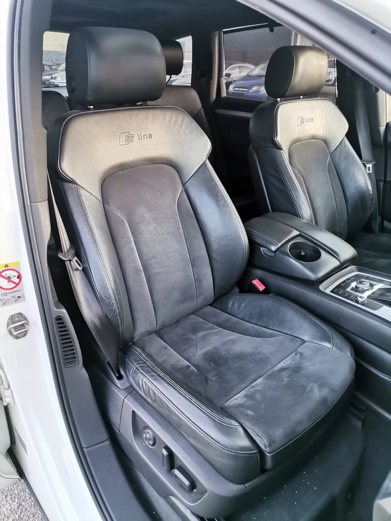 Audi Q7 S-line* Панорама* Камера* Дисктроник, снимка 10 - Автомобили и джипове - 52339294